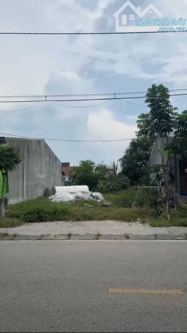 Cho thuê đất mặt tiền Sóng Hồng - Thị xã Hương Thuỷ, Huế - 1
