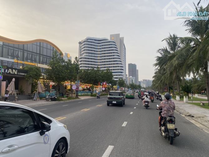 Chính chủ. Bán đất phạm văn đồng. Gần võ nguyên giáp. Biển Sơn Trà TP ĐÀ NẴNG giá đầu tư - 1