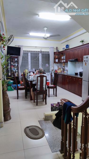 Ô tô tránh, kinh doanh, kinh doanh đắc địa, bán nhà 4 tầng phố Tân Xuân, chỉ 14 tỷ - 1