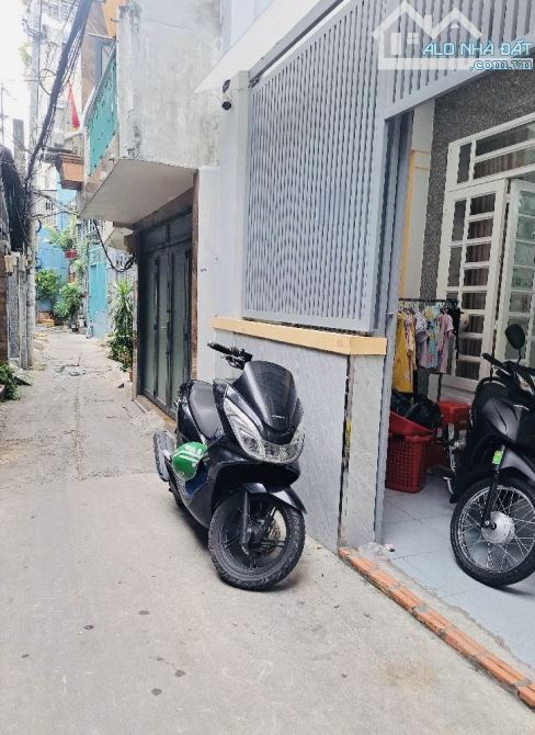 3,8 tỷ bán nhà Quân 6- 3 tầng- 27m2- sổ hồng riêng - 1
