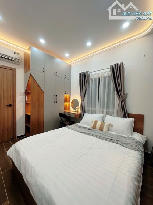 SIÊU PHẨM - GẦN SÂN BAY - SÁT MẶT TIỀN 35m² ( 5.4 x 8 ) Trương Đăng Quế, Gò Vấp - 5.75 Tỷ - 1