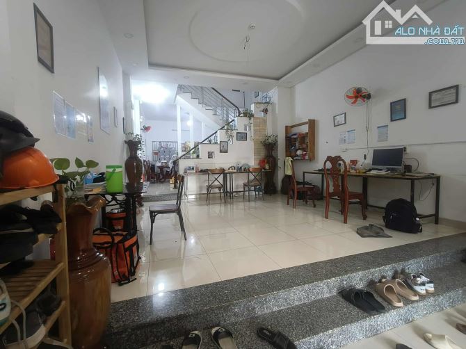 BÁN NHÀ MẶT TIỀN, NHÀ 3 TẦNG HOÀN CÔNG, DÒNG TIỀN 17 TR/T ĐƯỜNG SỐ 8, SÁT LÊ VĂN VIỆT - 1