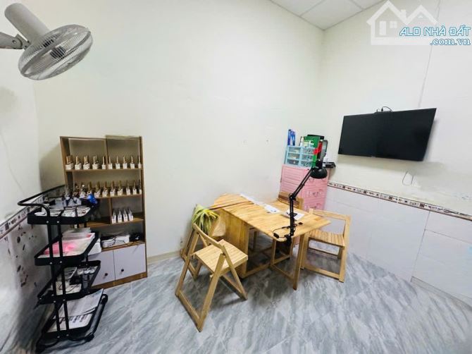 TÂN BÌNH – CỘNG HOÀ – 91M² NỞ HẬU – 2 TẦNG – GIÁ 8.X TỶ - 1