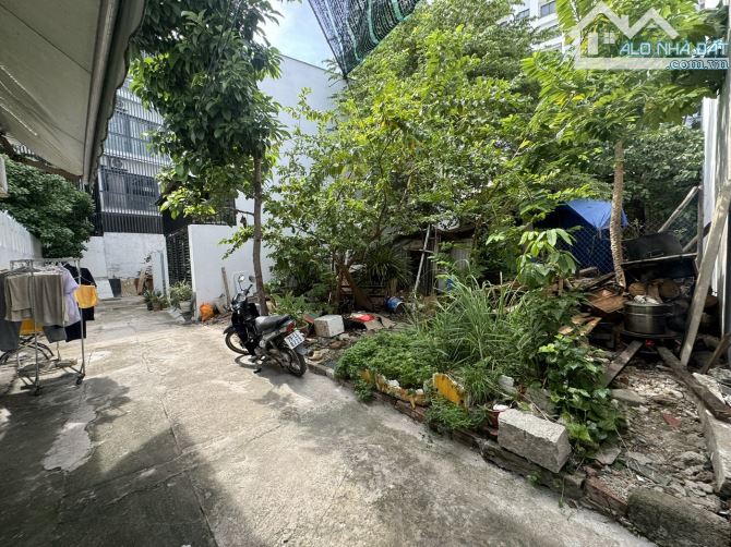 Bán đất hẻm sau lưng chung cư CT2 Phước Hải giá 2 tỷ - Dt 54,7m (ngang 4,2m) - Hướng Nam - - 1