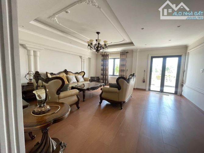 Toà nhà VP 7 tầng + hầm, trung tâm Quận 10, DT ngang 10m, 1200m2 sàn, 70.5 tỷ - 1