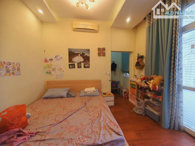 BÁN NHÀ TRẦN HỮU TƯỚC - 70M2 X 3 TẦNG - HIẾM - THOÁNG - NÔNG - 1