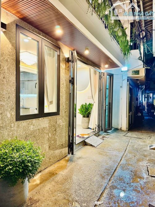 🟢 GẦN CHỢ HOÀNG HOA THÁM-SỔ:38M2-(5.40M❌7M)-2TANG-3PN(PN DƯỚI TRỆT)-CHỈ:5🧄🟢 - 1