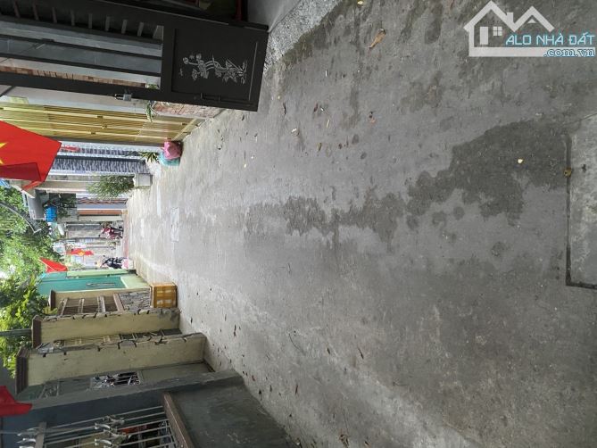 🎉🎉Chủ gởi bán lô đất diện tích rộng, tặng nhà cấp 4 cũ, DT đất 99 m2 ngang 5,1m nỡ hậu t - 1