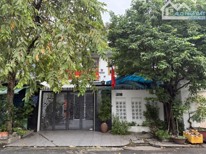nhà 8x18m 3 lầu đường 39 Phường Tân Hưng Q7. rẻ nhất Thị Trường - 1