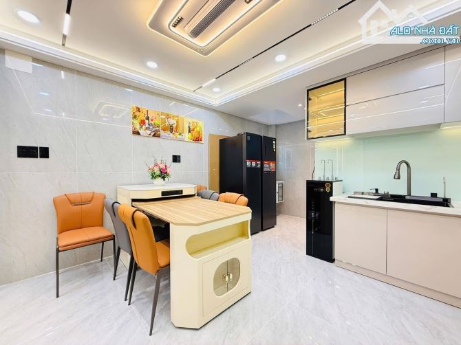 CẦN BÁN GẤP NHÀ HẺM 1/ PHAN ĐĂNG LƯU, P1, QUẬN PHÚ NHUẬN, TP.HCM giá 4ty750 Đt:73.2m2🔥 - 1