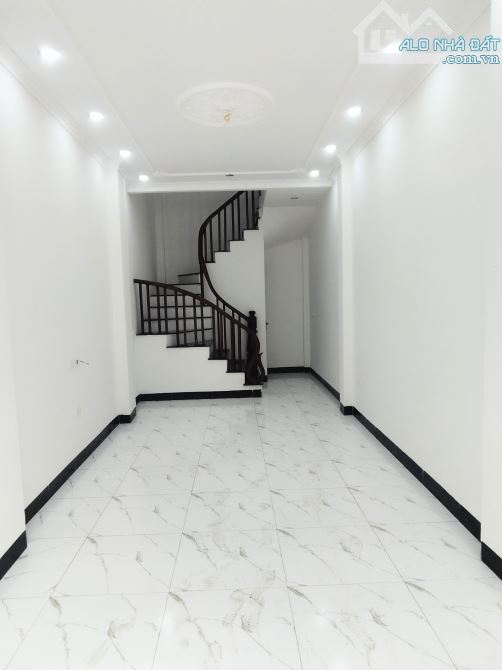 CHUYỂN CHỖ LÀM CẦN BÁN CĂN NHÀ Ở MẬU LƯƠNG ,HƠN 6 TỶ ,NGAY CHỢ ,NGÕ THÔNG - 1