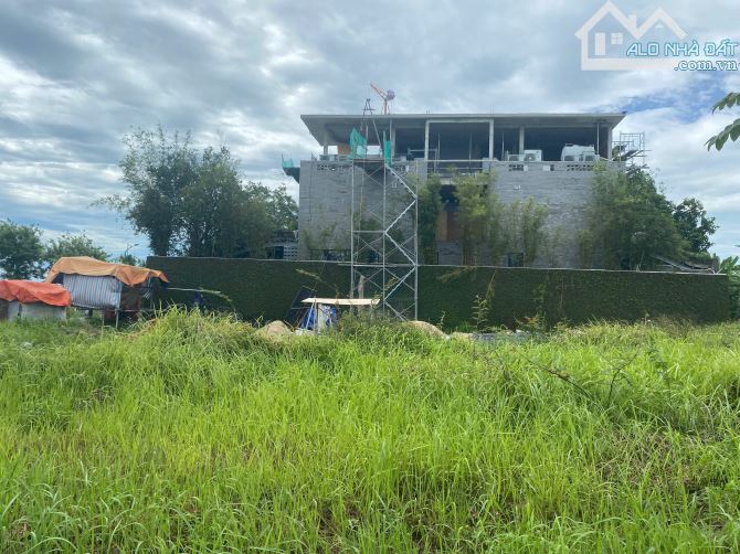 Bán Lô Đất 2MT Khu Biệt Thự Đảo Nổi 350m2 Hướng ĐN Giá Cam Kết Rẻ Nhất Thị Trường. - 1