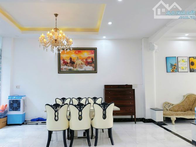 Bán biệt thự đẹp tại KDC Phong Phú 5, 16,5 tỷ, 136,5m2, nhiều tiện ích tặng hết nội thất - 1