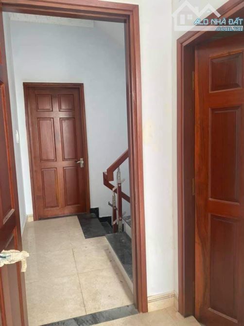 Bán nhà 4 lầu mặt tiền đường gần làng đại học Quốc Gia Thủ Đức - Đông Hoà Dĩ An - 1