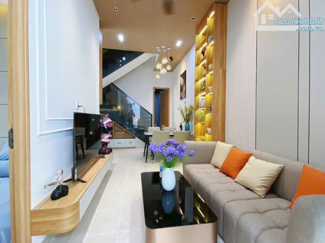 NHÀ MỚI 3 TẦNG 2 MẶT KIỆT OTO TRẦN CAO VÂN FULNT - 1