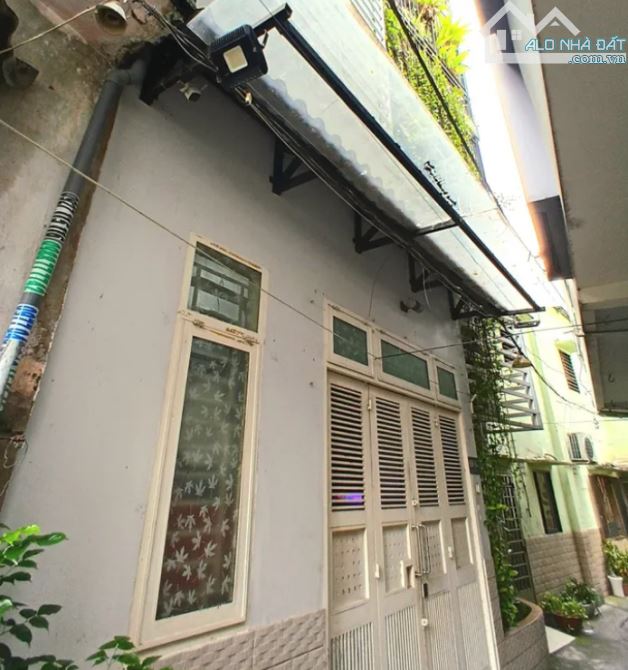 HẺM XE HƠI NGUYỄN THÔNG, PHƯỜNG 9, QUẬN 3 – 4 TẦNG -  NGAY CÔNG TRƯỜNG DÂN CHỦ -GIÁ 6.6 TỶ - 1