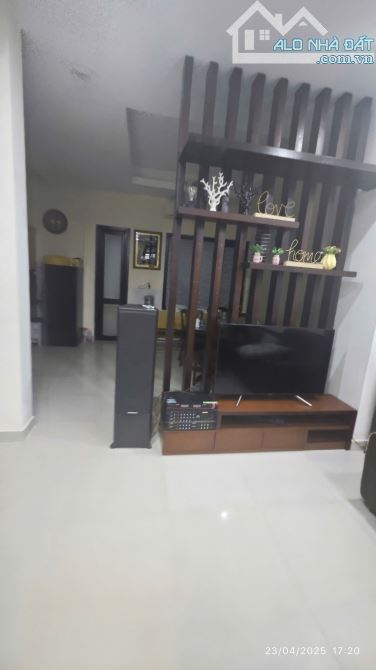 BÁN NHÀ 2 TẦNG MẶT TIỀN NGUYỄN HỮU BA - CẠNH HỒ ĐẮC DI - 1