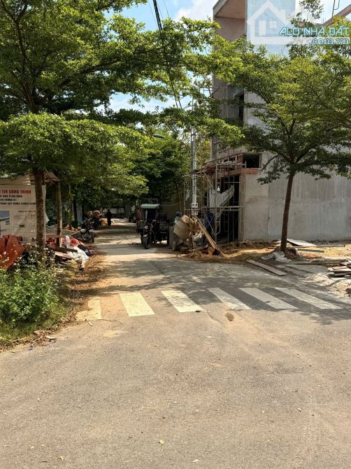 BÁN LÔ ĐẤT CẠNH NHÀ THỜ TÂN TRIỀU, PHƯỜNG TÂN TRIỀU CHỈ 1 TỶ 050 THƯƠNG LƯỢNG - 1