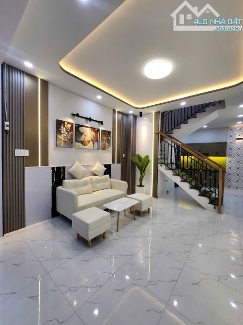 Nhà siêu đẹp hẻm Vườn Lài, 40m2, 2 tầng, full nội thất, chỉ 5.65 tỷ TL - 1