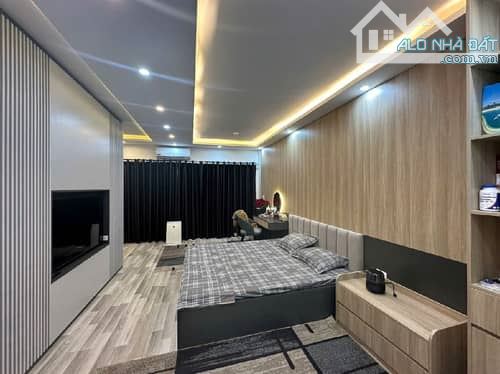 BÁN NHÀ 7 TẦNG THANG MÁY – CỰC ĐẸP PHỐ TỨ LIÊN, TÂY  – FULL NỘI THẤT – CHỈ VÀI BƯỚC RA PHỐ - 1