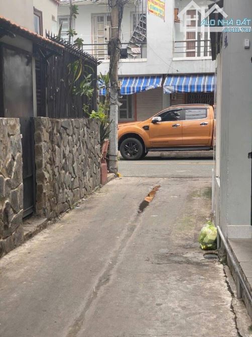 Bán Nhà Hẻm Xe Hơi Nguyễn Sơn 31m2 3.99 Tỷ Tân Phú - 1