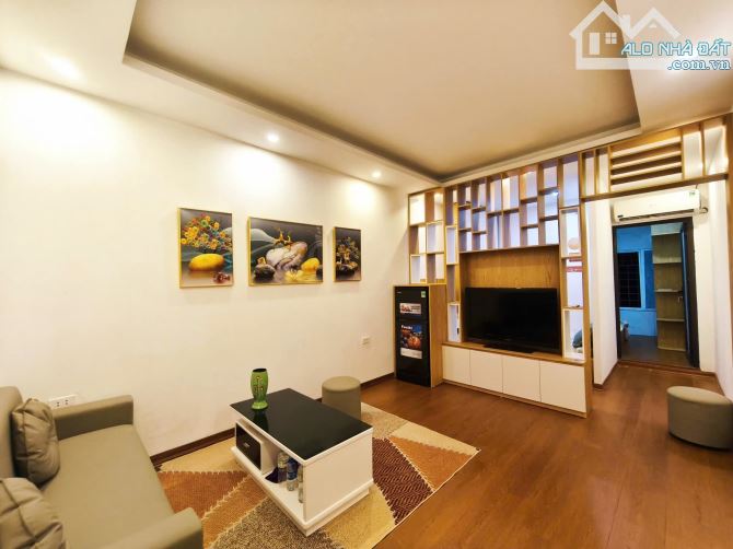 Bán căn tập thể Minh Khai Hai Bà Trưng,ô tô đỗ cửa,tặng full nội thất,sổ riêng,nhỉnh 2 tỷ - 1