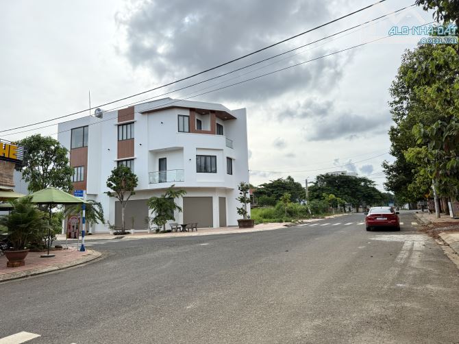 LÔ ĐÔI KHÔNG LỖI MẶT TIỀN KINH DOANH NGUYỄN HỮU THỌ: GIÁ 14,5 tỷ - 1