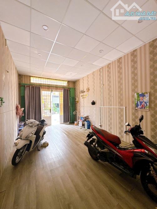 🏡 BÁN NHÀ CẤP 4 CÓ GÁC – GẦN ĐƯỜNG VÕ THỊ SÁU, P. TRẤN BIÊN - Diện tích: 4 x 18 = 72m² - 1