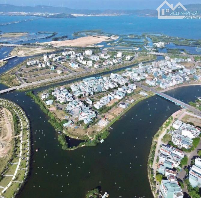 Bán đất biệt thự Đẹp 2 Mặt Tiền Sông Hà Thanh 2 , Khu Biệt Thự Song Lập Hà Thanh - 1