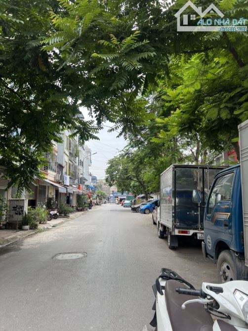 29 tỷ/90 M2/17 M tiền/ Lô góc Mp Trần Đăng Khoa - 1