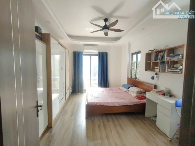 Bán nhà Hoàng Quốc Việt 31m2*5T, nhà đẹp ở ngay, cách ô tô 30m, ngõ to rộng, 7.5 tỷ - 1