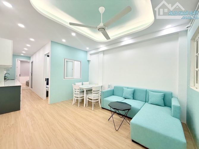 Hơn 2 Tỷ có Sổ Hộ Khẩu Trung Tâm SG - 43m2  - Full Nội Thất - 1
