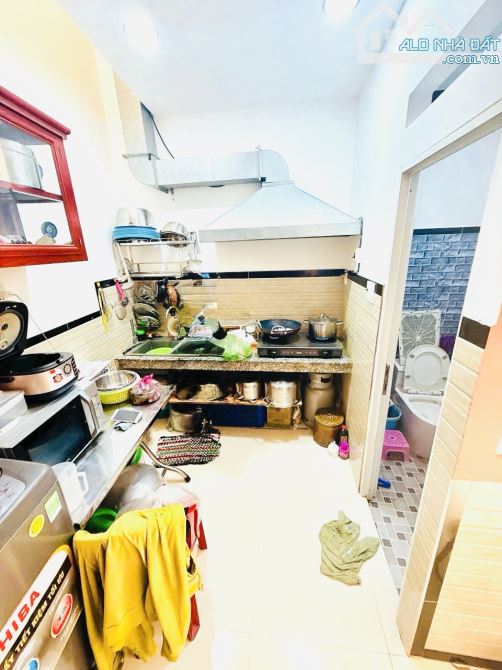 CHÍNH CHỦ CẦN BÁN CĂN NHÀ 2 TẦNG CÁCH XE HƠI 60M KHU VỰC HIẾM NHÀ BÁN GIÁ ĐẤT TẶNG NGUYÊN - 1
