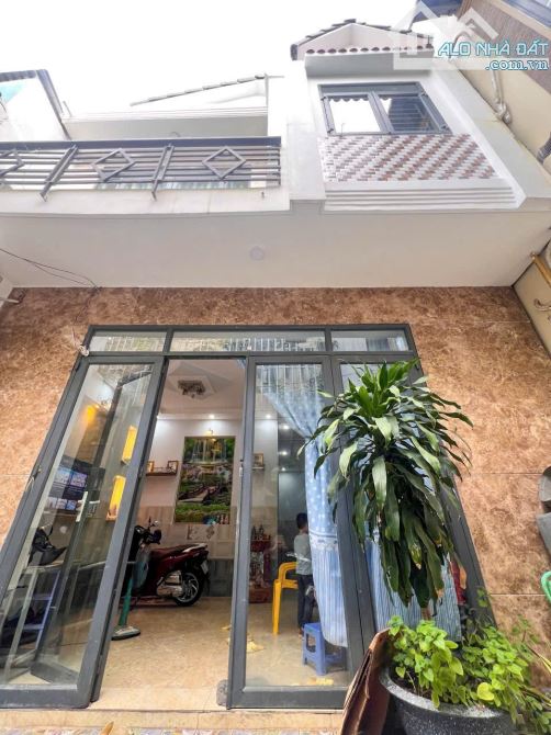 Nhà đẹp hẻm 2 lý tự trọng dtsd 150m2 giá 2tỷ 590 triệu - 1