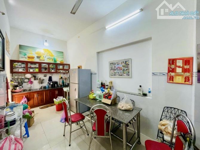 Cần Bán Nhà 1 Trệt 2 Lầu Đường Trần Hưng Đạo 106M2 (6x17.7) - Giá: 14.5Tỷ - 1