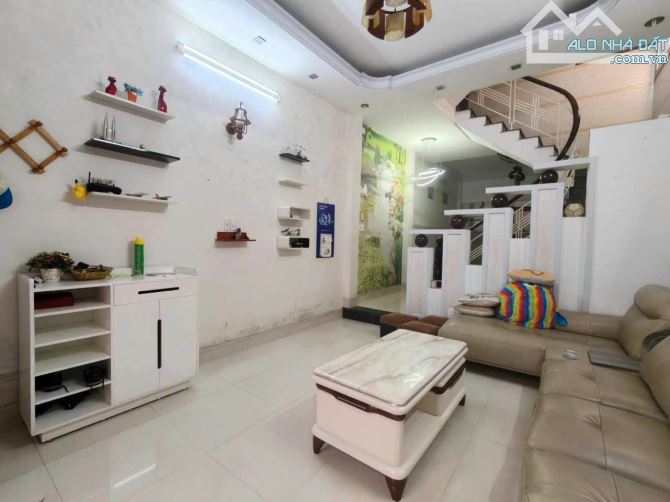 Bán Nhà Hẻm 4m, Bùi Quang Là – P.12, Gò Vấp, 6,2Tỷ, 60m2 (4x15), 3Tầng, 4PN - 1