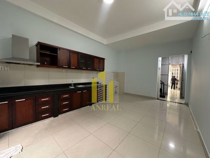 NHÀ ĐƯỜNG TRẦN NÃO MỚI TINH GIÁ 25 TRIỆU 4 PHÒNG - 1