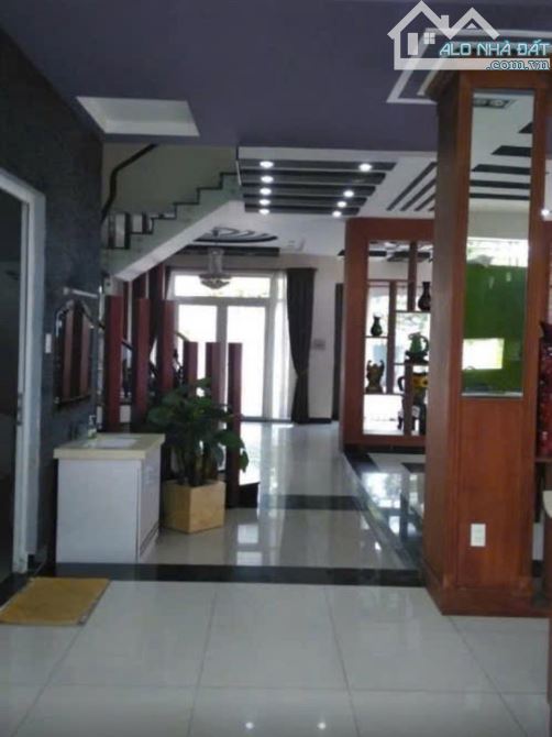 ⭐️⭐️ Nhà SHR Mặt tiền sông 2 tầng HXT 447m2, Vuông – An Phú Đông 3 Quận 12 - 1