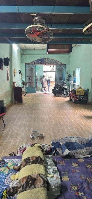 Bán nhà sát hông KĐT Vạn Phúc, vuông vức ngang 4x18, bán đất tặng nhà, giá chỉ 4.4 tỷ - 1