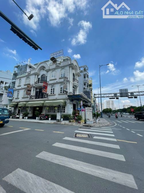 CHIA TÀI SẢN BÁN GÓC 2MT TRẦN ĐÌNH XU- VÕ VĂN KIỆT- 9,5X23M, 4 LẦU, 120 TỶ - 1