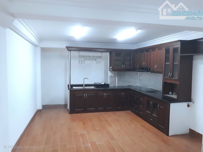 GIẢM CHÀO - KIẾN HƯNG HÀ ĐÔNG- PHÂN LÔ VỈA HÈ - DT50M/4T -OTO TRÁNH,KINH DOANH - 1