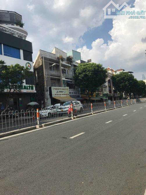 Hiếm! Bán nhà Mt đường Nguyễn Cư Trinh, Q 1, Dt 4 x 16m, 4 tầng. Gía chỉ 41 tỷ TL. - 2