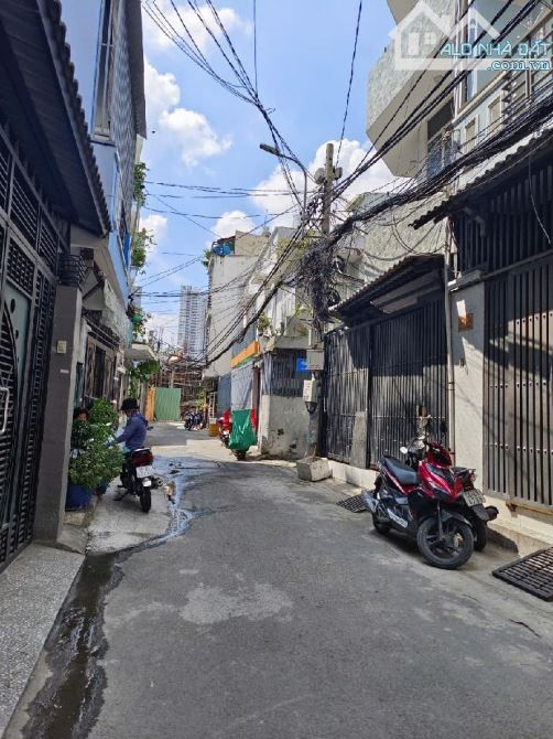 Bán nhà hẻm 701 Trần Xuân Soạn P Tân Hưng Quận 7. 11m2 - 1