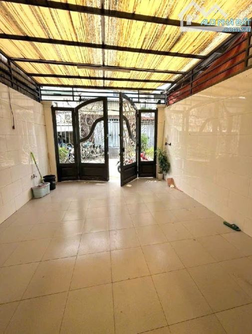 Bán nhà đẹp 4 tầng Huỳnh Tấn Phát Q7 – Ô tô đỗ cửa  + Diện tích: 4 x 20m, vuông vức - 1
