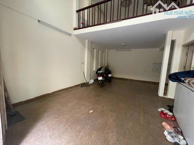 Nhà Phân Lô VIP Khuất Duy Tiến - 30m Ra Phố - Ngõ Ô Tô Tránh - Kinh Doanh Sầm Uất - 6 Tầng - 1