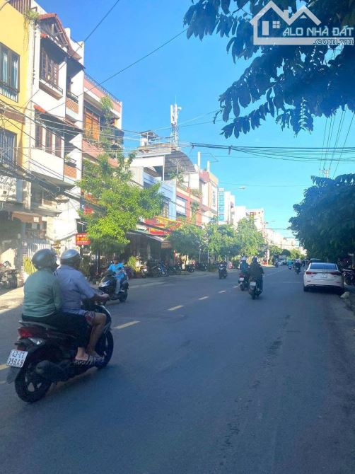 🏆Bán nhà mặt phố đường Trần Cao Vân, dt111m2 Gía 11.5 tỷ tl sập hầm Vị trí KD - 1