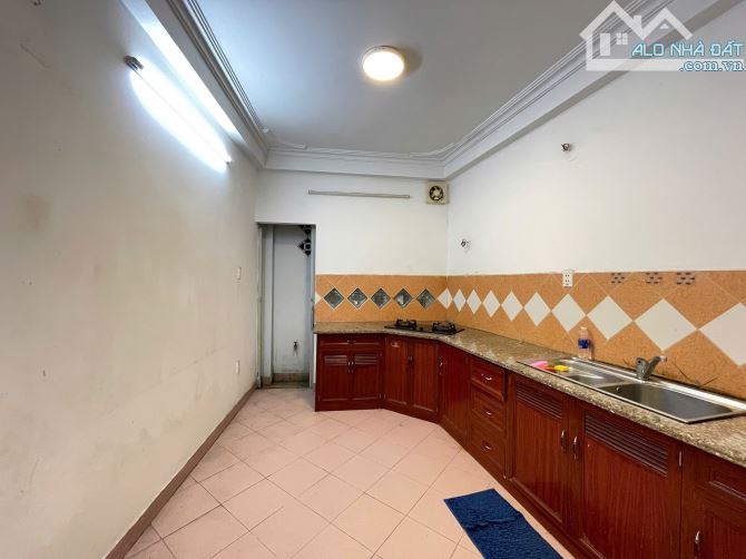 hẻm xe hơi đường lý chính thắng, quận 3, 40m2, 4 tầng, 8,9 tỷ thương lượng - 1
