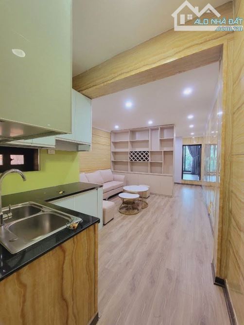 BÁN TẬP THỂ TẦNG 3 BÁCH KHOA - 80M- 3 PN- Ô TÔ ĐỖ DƯỚI CỬA - TÀI CHÍNH 3 TỶ HƠN - 1