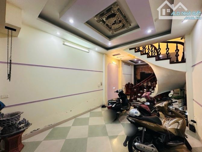 Bán nhà mặt ngõ Phố han Văn Trường quận Cầu Giấy - NHÀ PHÂN LÔ - DT 40M2  - 5 TẦNG. - 1