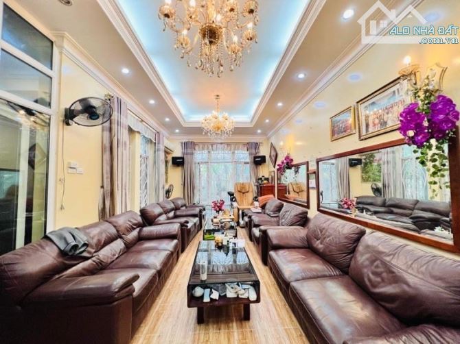 CB BT Làng Việt Kiều Châu Âu - Nguyễn Văn Lộc Hà Đông - 180m2, MT 26m Giá 48 tỷ - 1